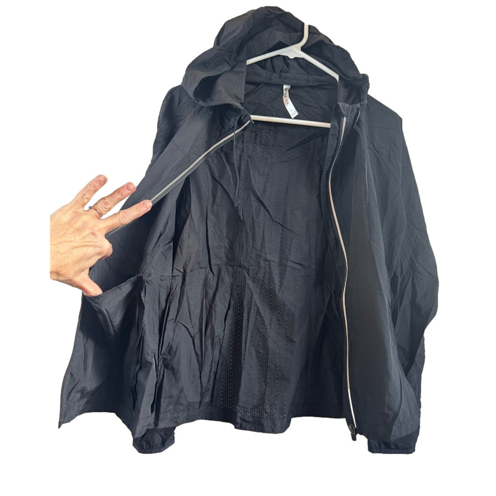 FABLETICS ‘Oversized Flyweight’ Jacket - image 8